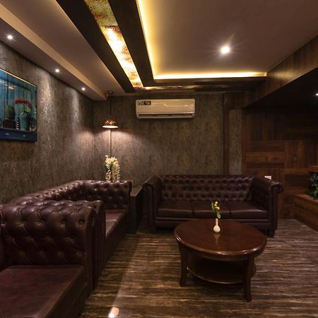 Hotel Monarch International Bangalore Exterior photo