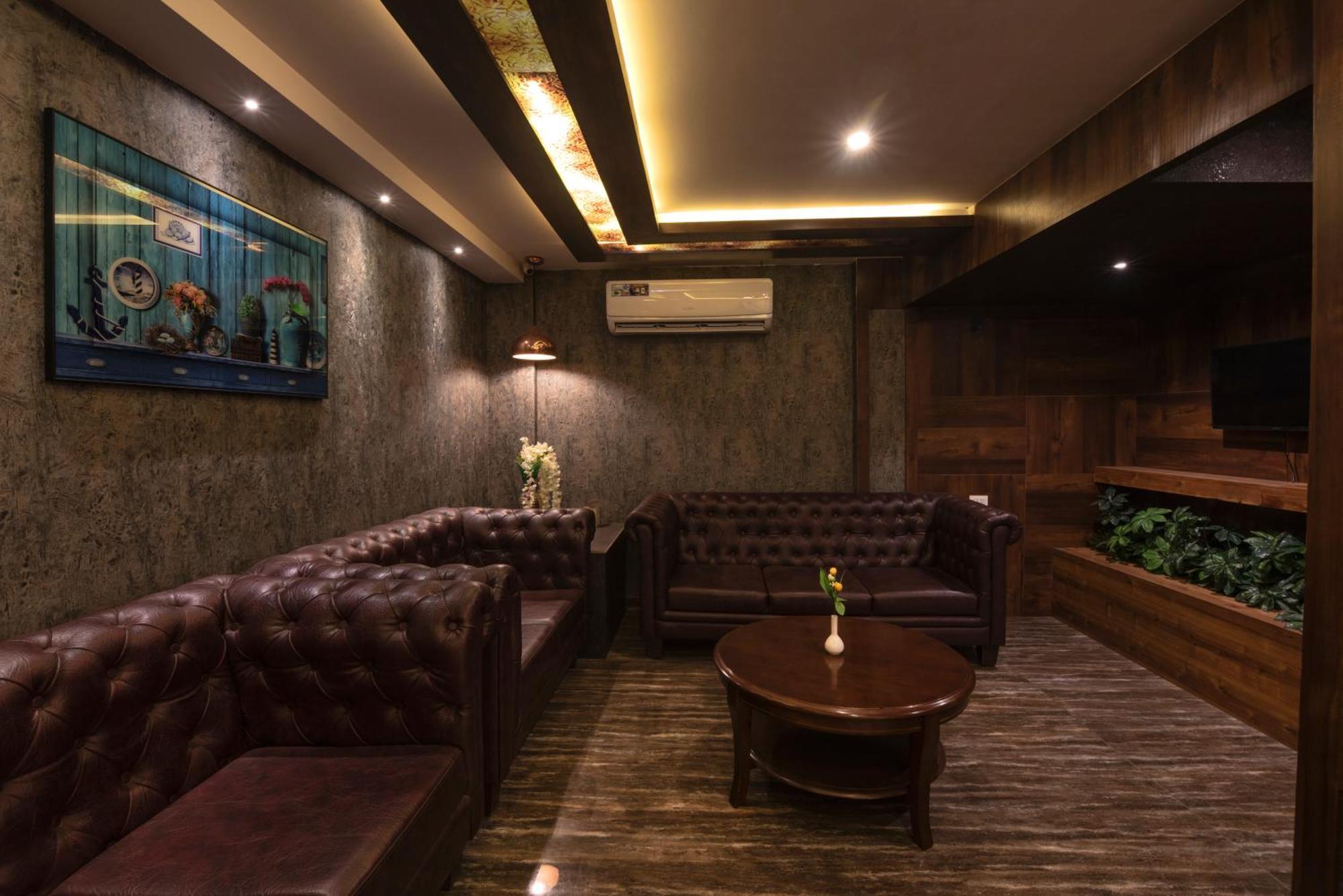 Hotel Monarch International Bangalore Exterior photo