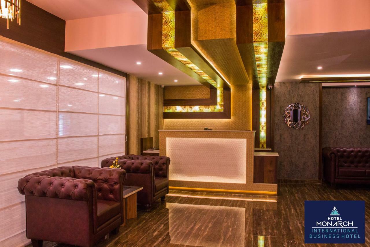 Hotel Monarch International Bangalore Exterior photo