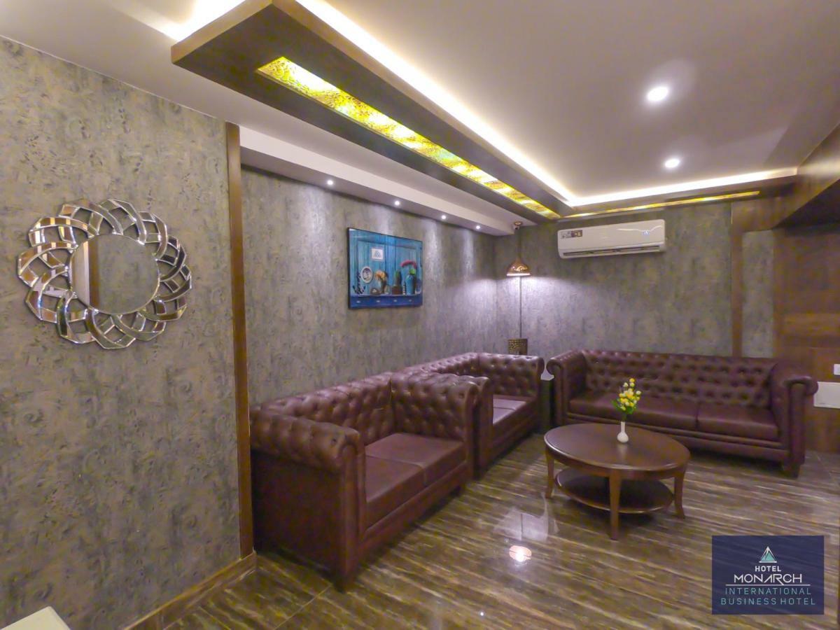 Hotel Monarch International Bangalore Exterior photo